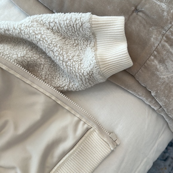 Athleta Sherpa Tugga Jacket - Picture 7 of 8